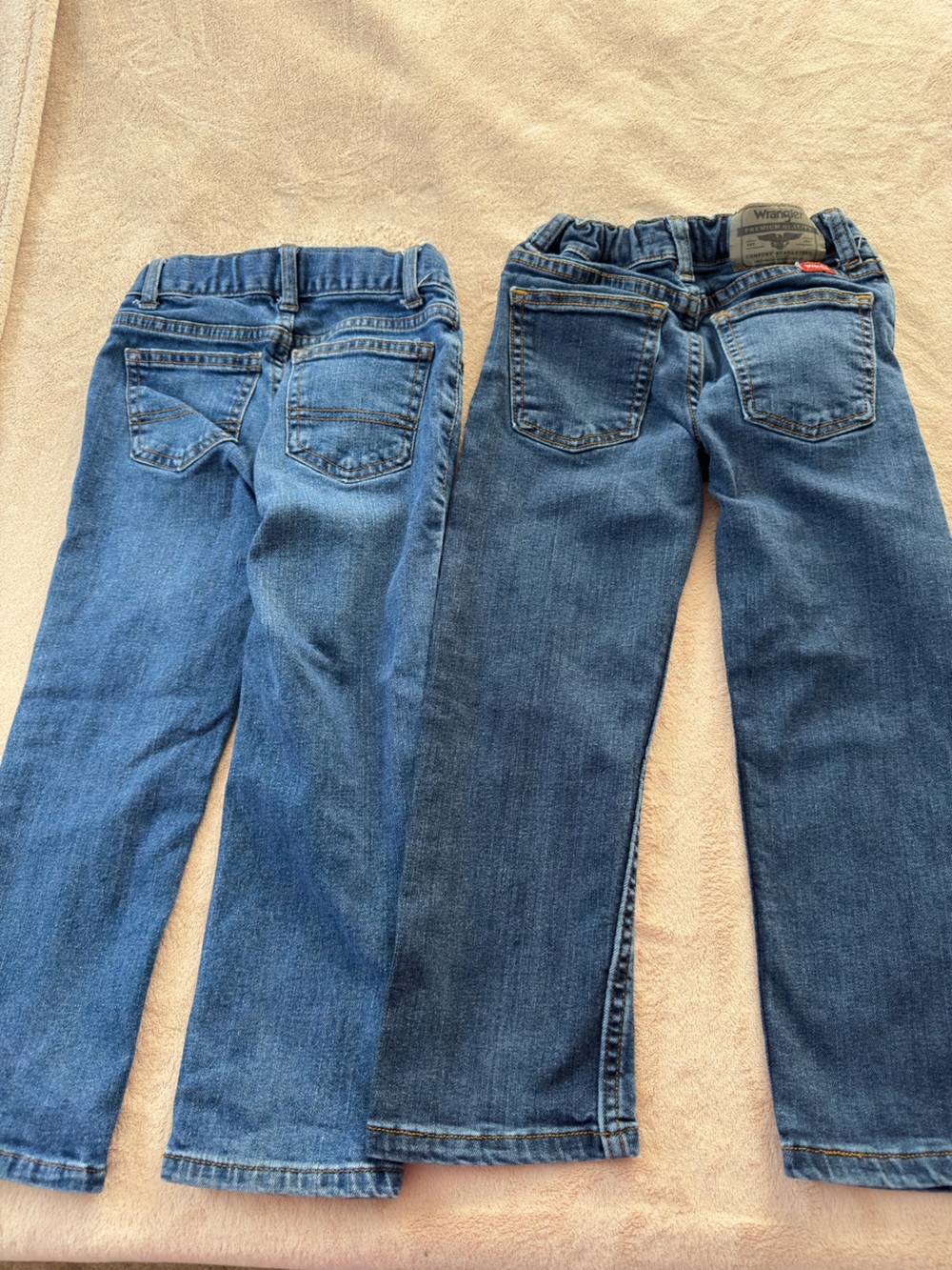 Wrangler Jeans 5T - Picture 2 of 3